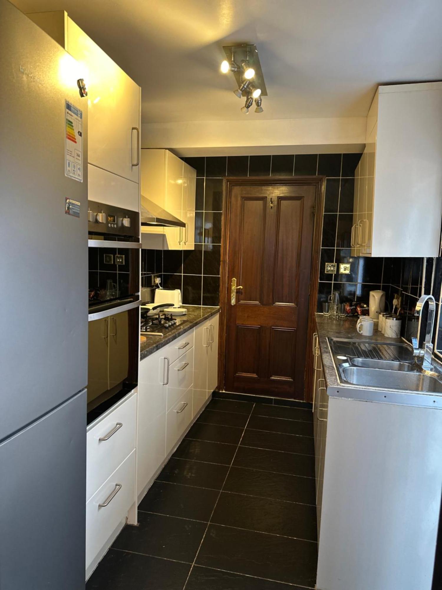 Leavesden Residence - Central - Cosy - Harry Potter Watford  Exterior photo